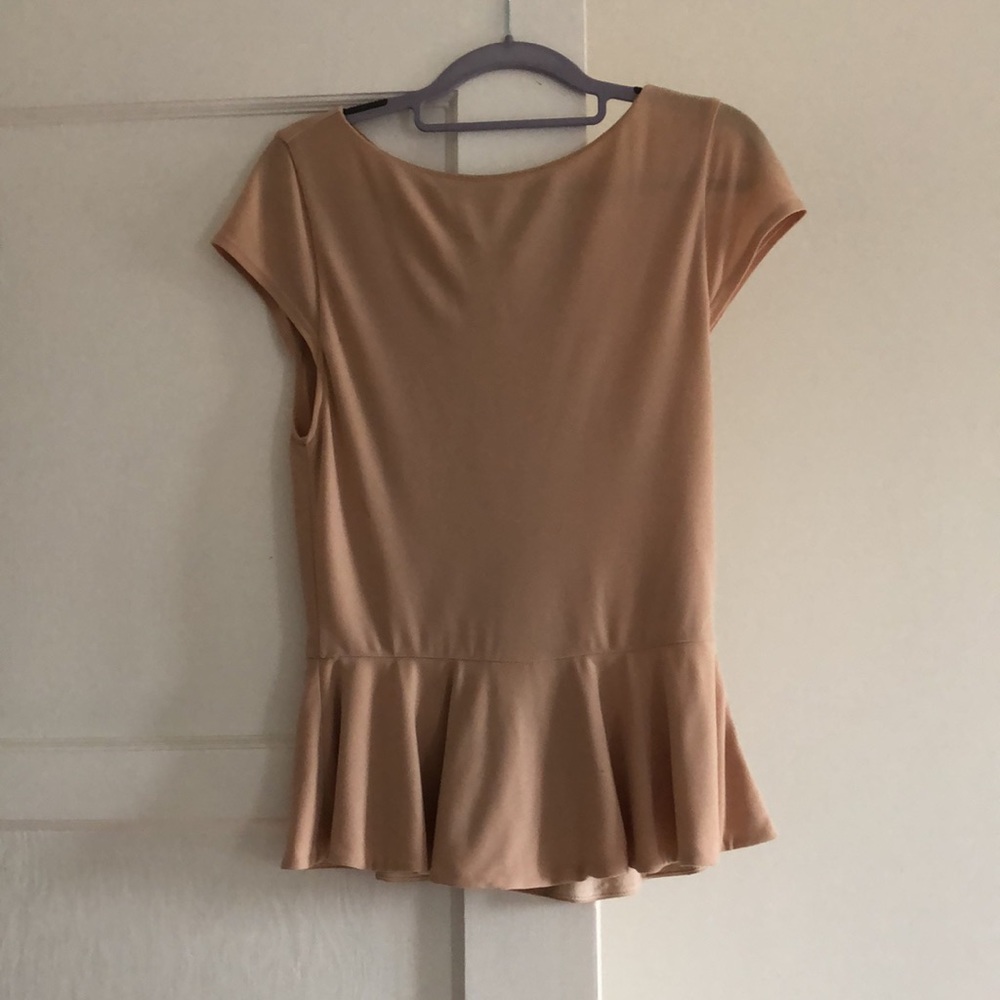 Alice and Olivia Cream Nude/Tan Peplum Short Sleeve Blouse - Picture 2 of 9